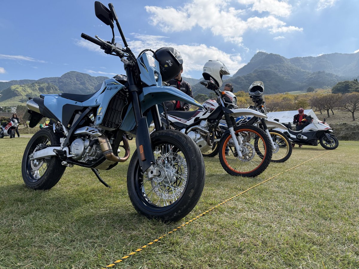 とも様ご依頼用38 楽天市場】【キングジム】センサーライト 角 倉庫 通路 衝突防止