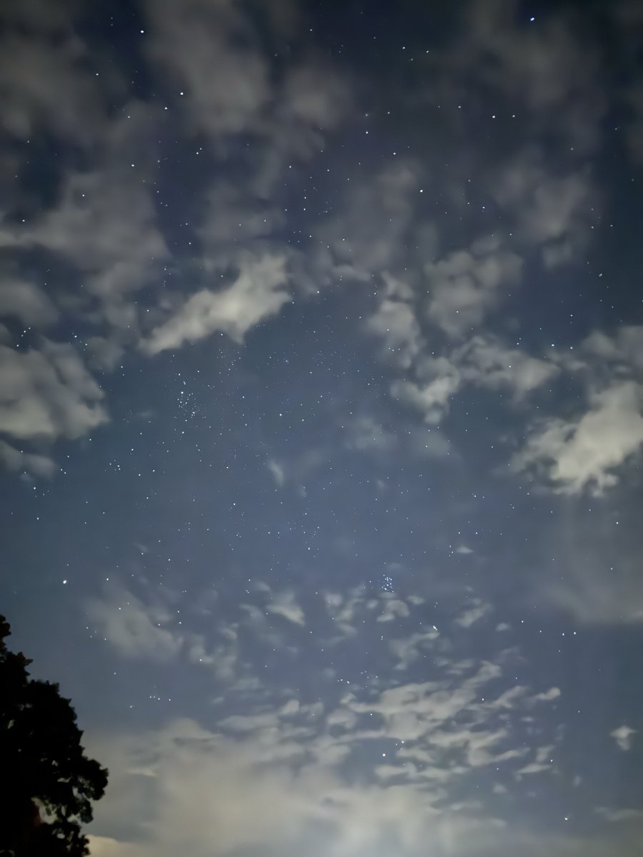 balefulspook's tweet photo. Went ghost hunting with some friends for the first time tonight. Not sure if I caught anything, but I did get some cool photos https://t.co/GbPpNFLcJ3