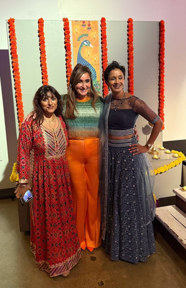 Honored to celebrate Diwali last evening with the vibrant Oakland community — a festival that reminds us that light is more powerful than darkness. Thank you <a href="/Janani4Oakland/">Janani Ramachandran</a> for the gracious invitation to speak at this lively event! 🇺🇸🪔🙏🏽