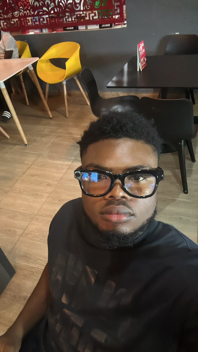 bigtennetonx's tweet image. I'm Big Tennet, a techie, I call myself that because I have expertise in various fields as a result of being into tech for more than 10 years. 
Happy to connect with y'all idolos! 
💜💯🙌🤲