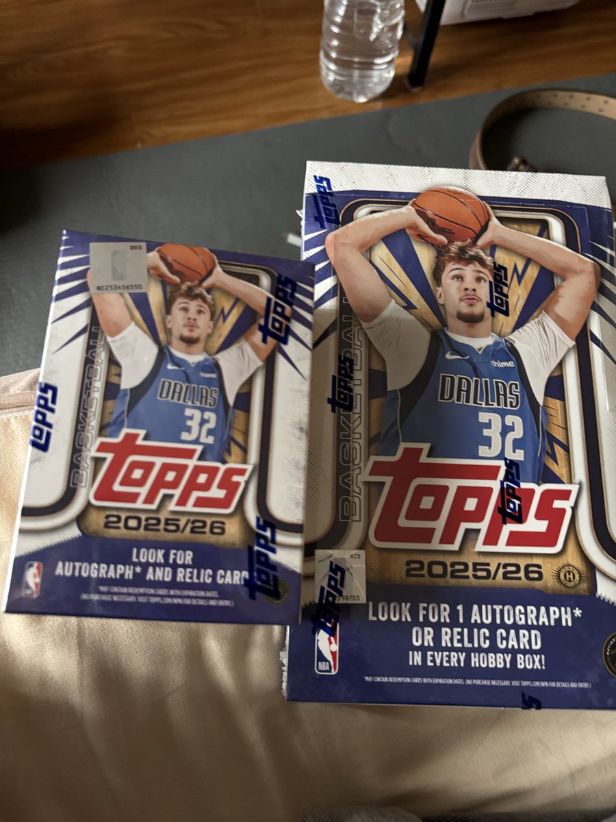 shin_ABlove's tweet photo. 乗るしかないでしょ
このビックウェーブに
#NBAカード #ToppsNBA https://t.co/jAO78Jfhsq