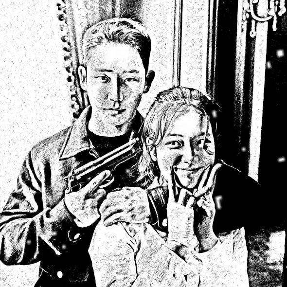 snwbbei's tweet image. tried using AI to remove the filter of this haesoo photo 🥹