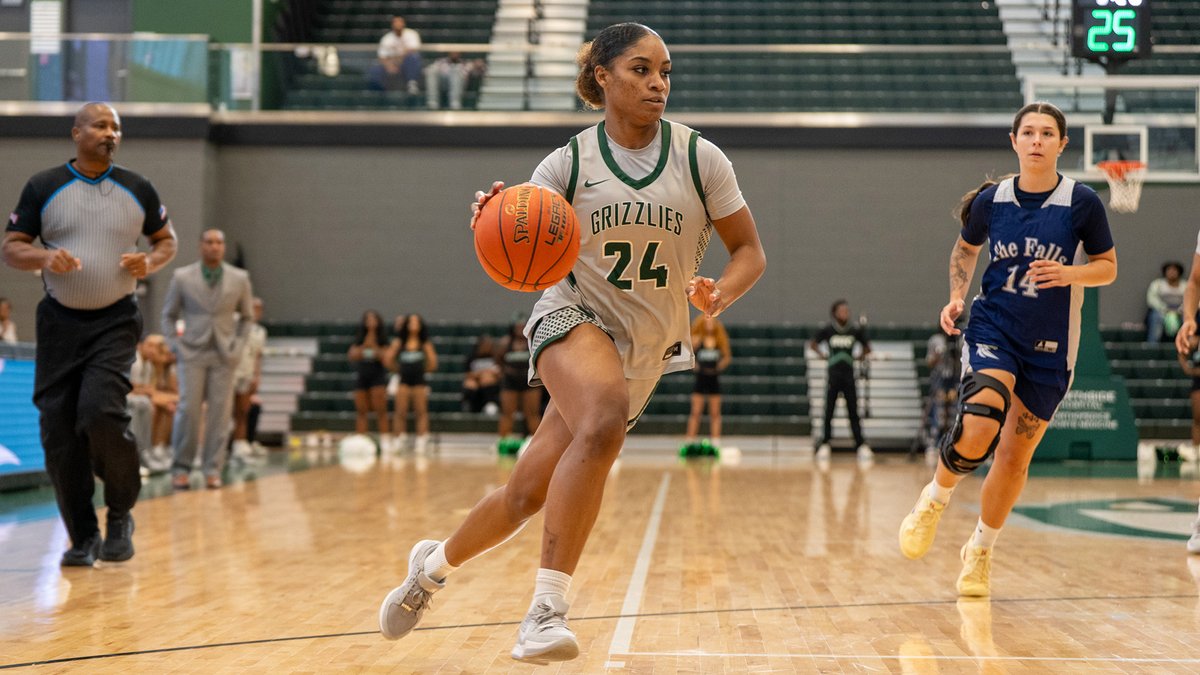 GGC_WBB's tweet photo. Fast Start Propels Women's Basketball Past Toccoa Falls. Grizzlies scored 24 consecutive points during the first half of Saturday's Grizzlyfest triumph.

📰 - https://t.co/XJkDsp7wmx

#ClawsOut | #MakingHistory https://t.co/5lN1EXdIwT