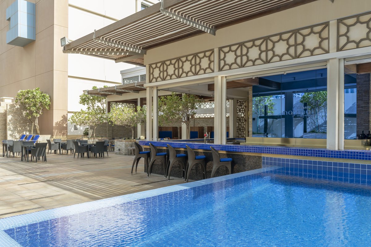 WestinBahrain's tweet photo. نسمات لاونج 

يقع في الطابق الثالث من فندق ويستن سيتي سنتر البحرين بجانب بركة السباحة حيث يمكنكم الاستمتاع بالمشروبات المنعشة والوجبات الخفيفة والشيشة. 

مفتوح يومياً من 12 ظهرا حتى 12 منتصف الليل.

☎️ +97317171000

#البحرين #نسمات #السعودية #مطاعم #ويستن_البحرين https://t.co/IbQSeWBYIM