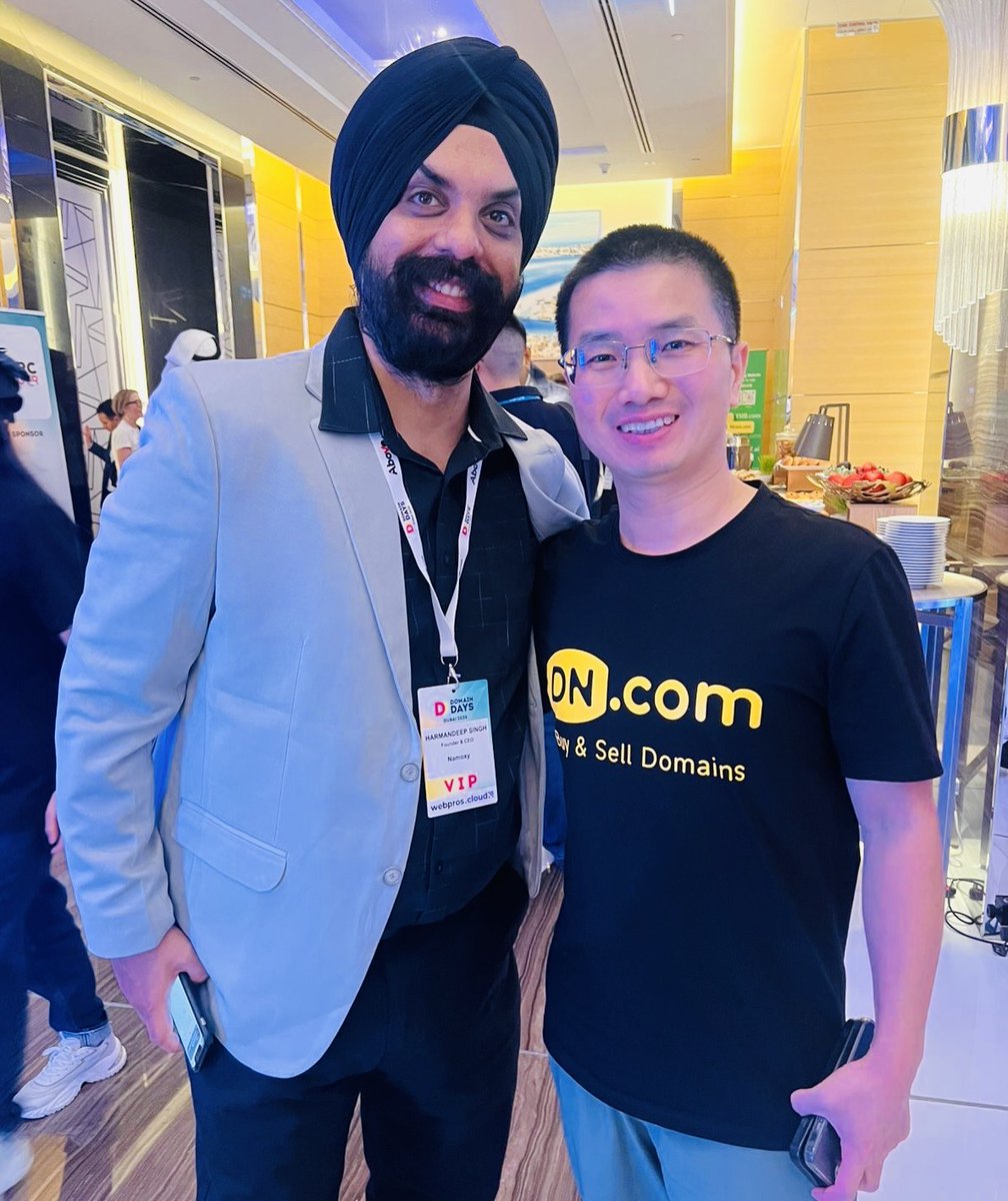 askharmansingh's tweet image. Had a great conversation with Jack Dai [@domainname] (Founder of DN(.com), Hong Kong) at [@domain_days].
Loved discussing the DN .com marketplace and future domaining opportunities. Truly inspiring! 🌍
#Domaining #Networking #DomainDays #DNcom #Namoxy #domainnames #premiumnames