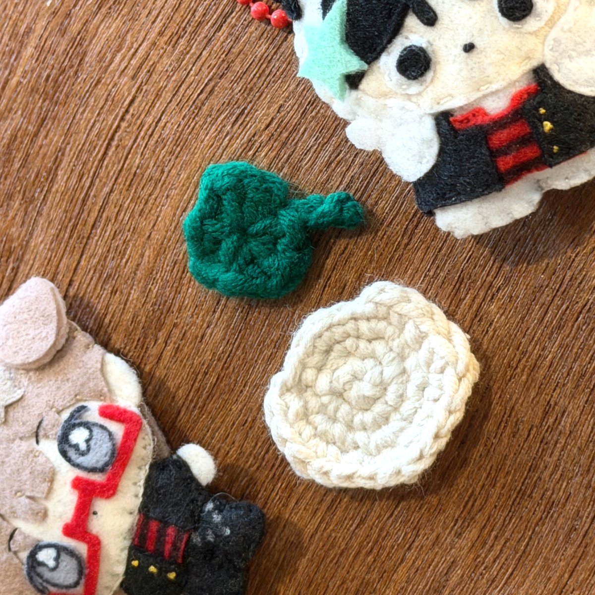 뜨개인한테   뜨개 배우다가… . . 펠트가 그리워짐