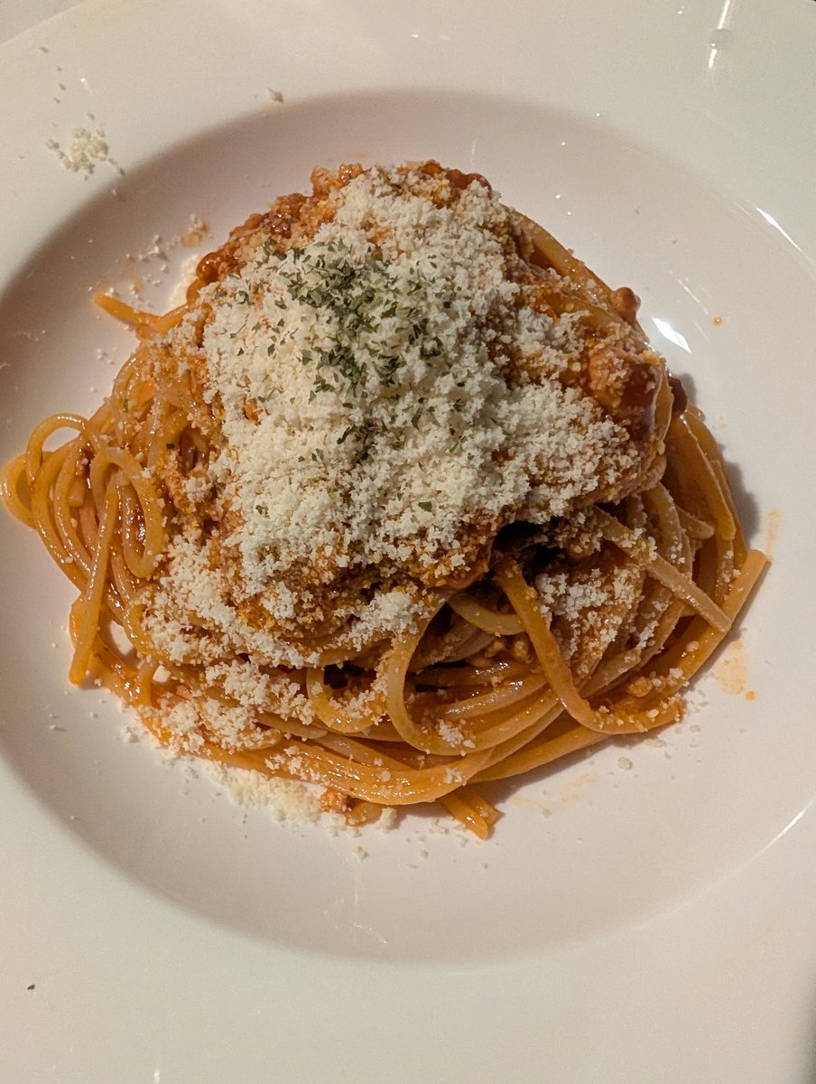 Neo2Sub's tweet image. 失礼します
挽肉余ったからミートソースパスタ作った