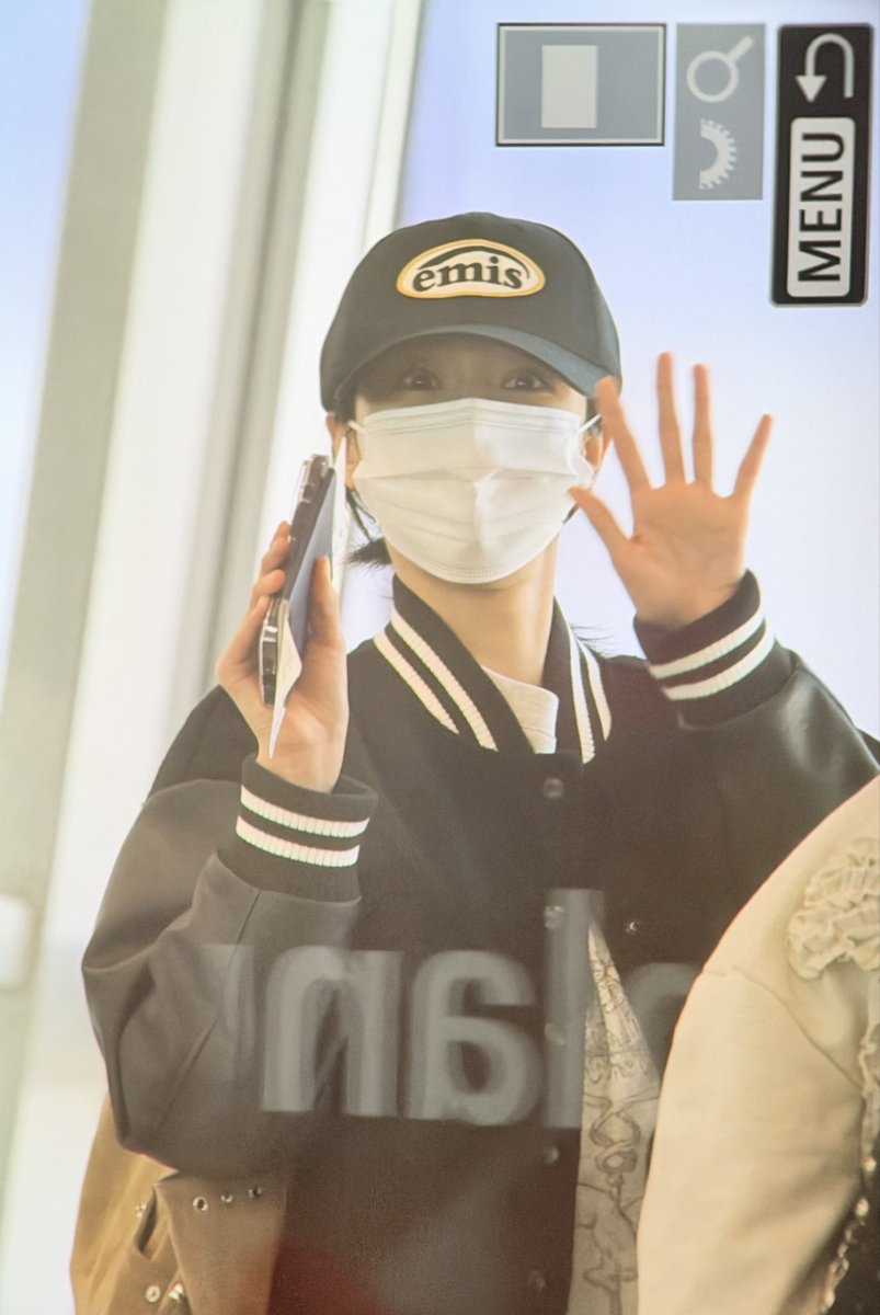 Double S tweet media