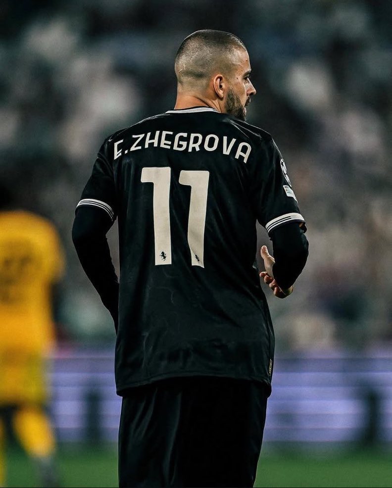 🚨 GIVEAWAY 🎽

If Edon #Zhegrova scores tonight against #Lazio, we’ll give away a #Juventus shirt! ⚪️⚫️

To enter:
1️⃣ Like &amp; RT this post
2️⃣ Follow <a href="/kosovarfootball/">Kosovo Football 🇽🇰</a>

Good luck! 🇽🇰

#LazioJuve #SerieA