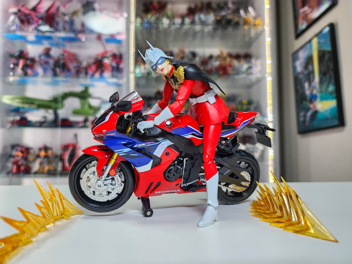 Yukiさん専用 YUKI オフィシャルオンラインストア“COSMIC MART”