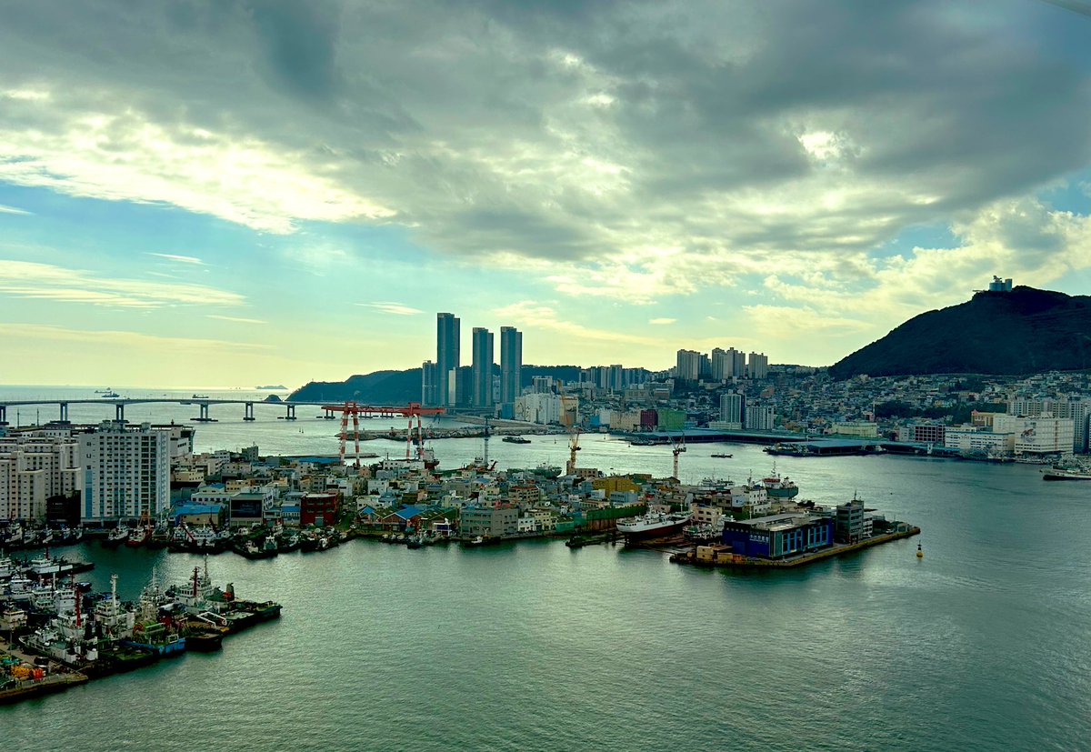 선생님 어디 계십니까 큰절 받으십시오. 🙇🏻‍♀️