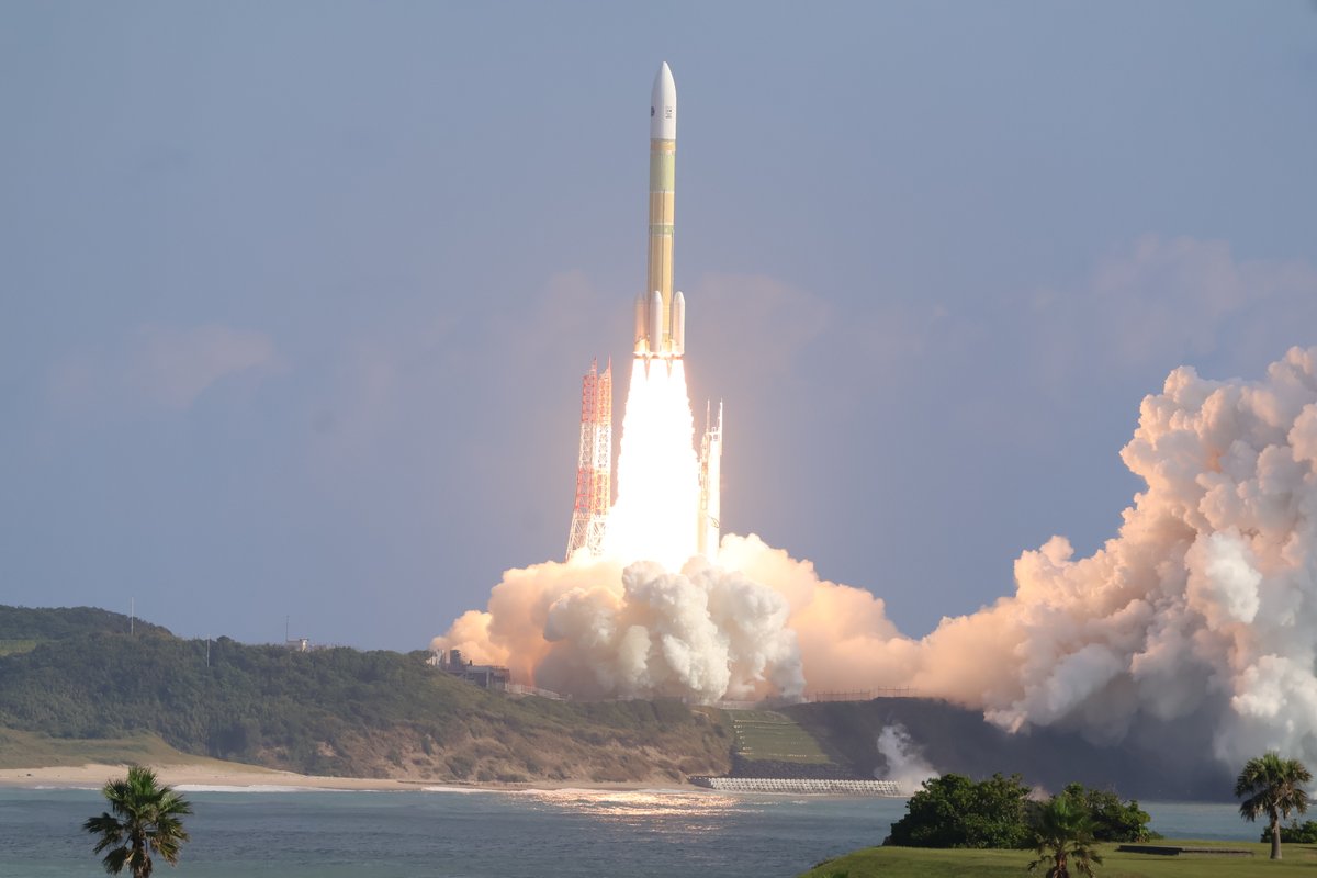 Тази нощ в 03:00 ч. българско време Япония успешно изстреля първия си товарен кораб от най-ново поколение, който в началото ще обслужва Международната космическа станция, а в близко бъдеще станцията около Луната „Гейтуей“! 

cosmos.1.bg/space/2025/10/…