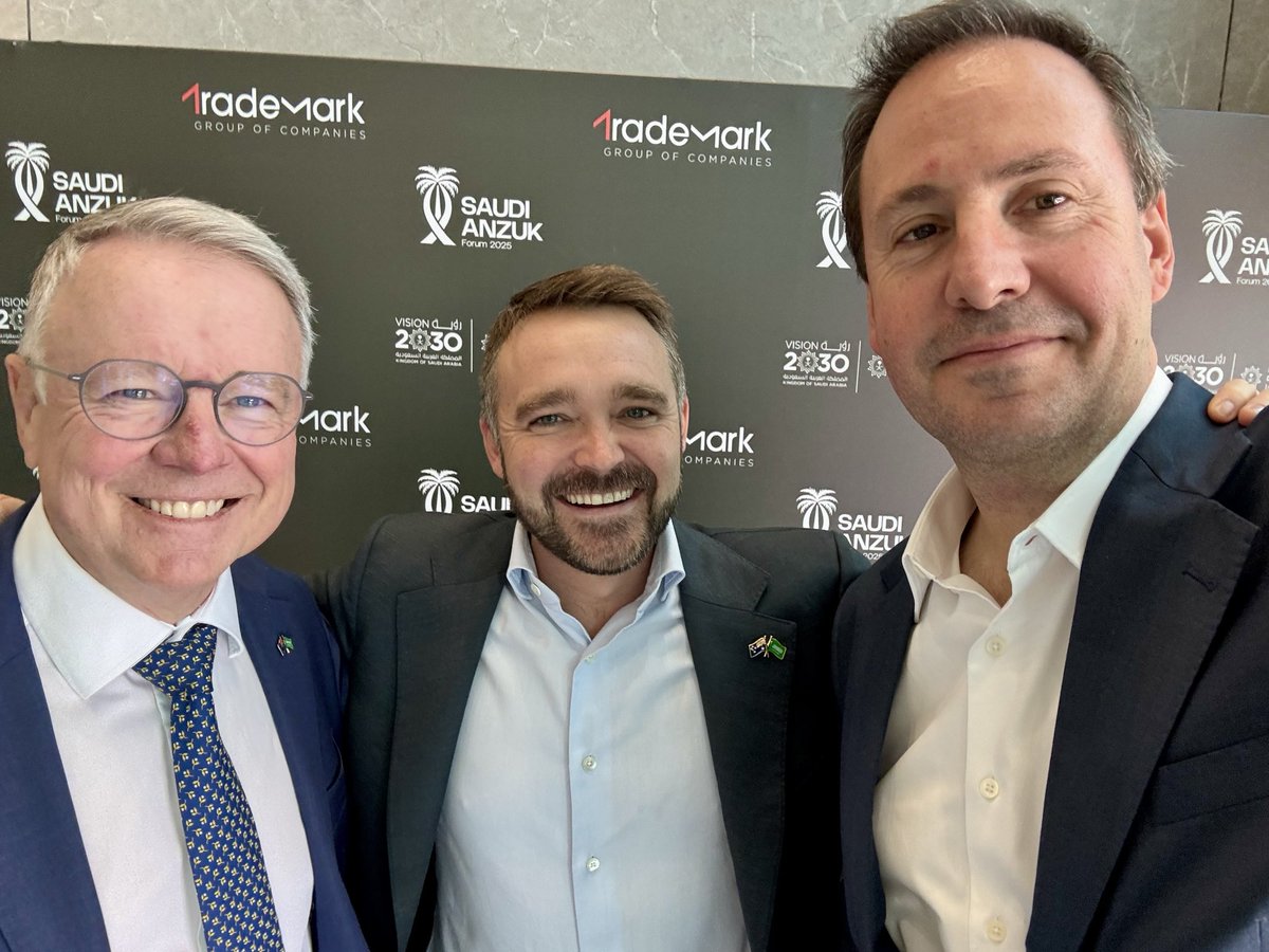 Wyatt Roy tweet media