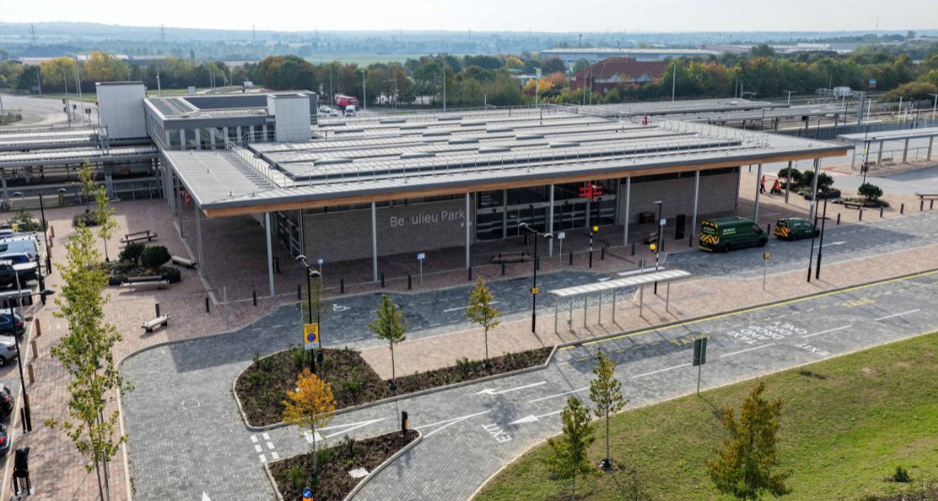 NetworkRailAng's tweet image. Today is the day! All aboard! 
#BeaulieuParkStation is open! 🥳🙌🚆🚉