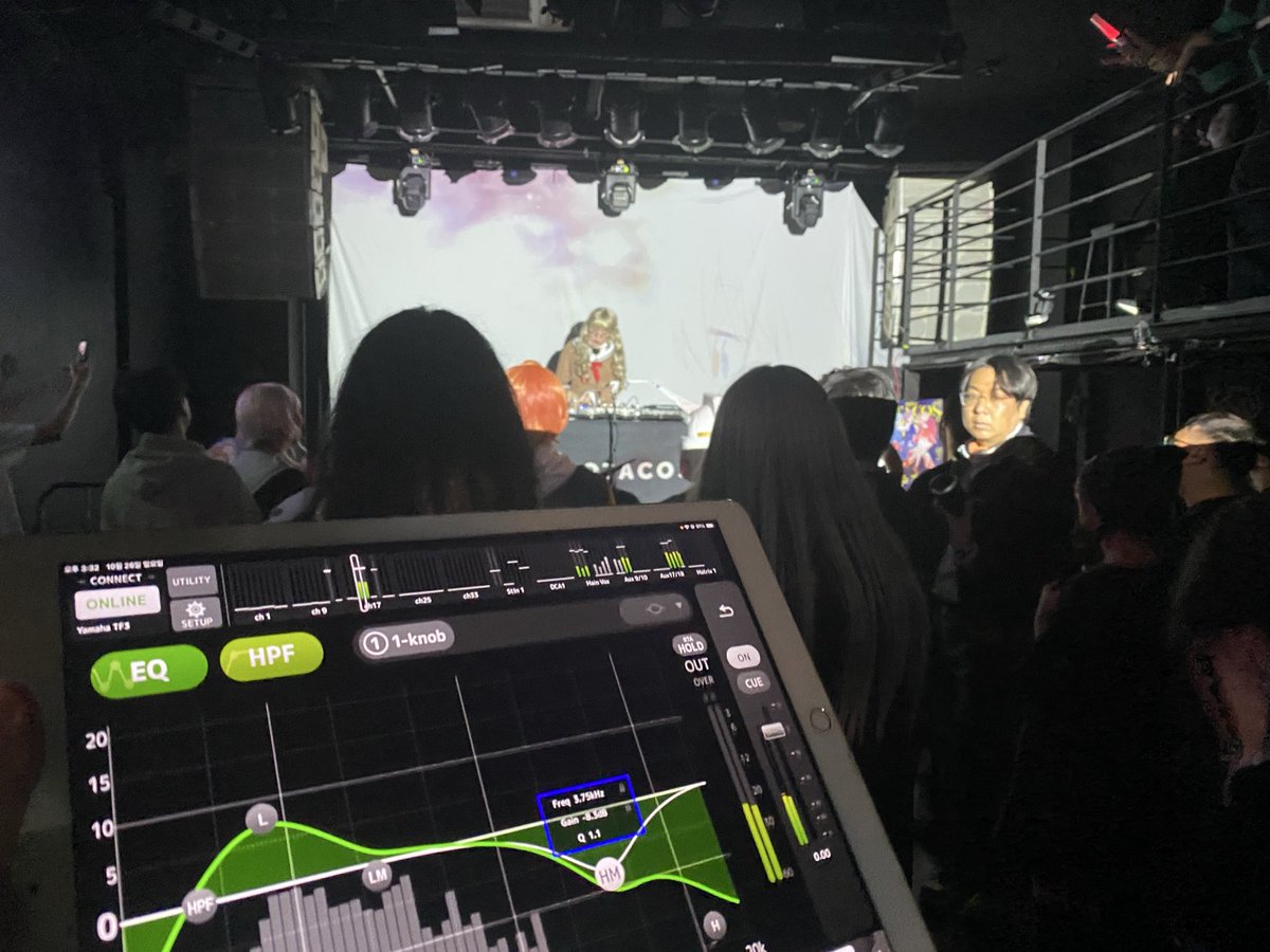 OTACOS 나우
DJ가 끝나면 PA를 본다.....