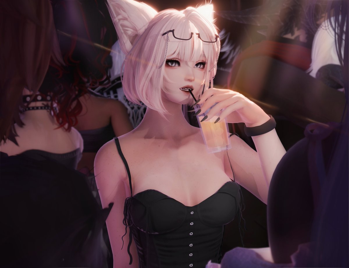 [ Oct 26 / 30 ]
"Dance with me?~"