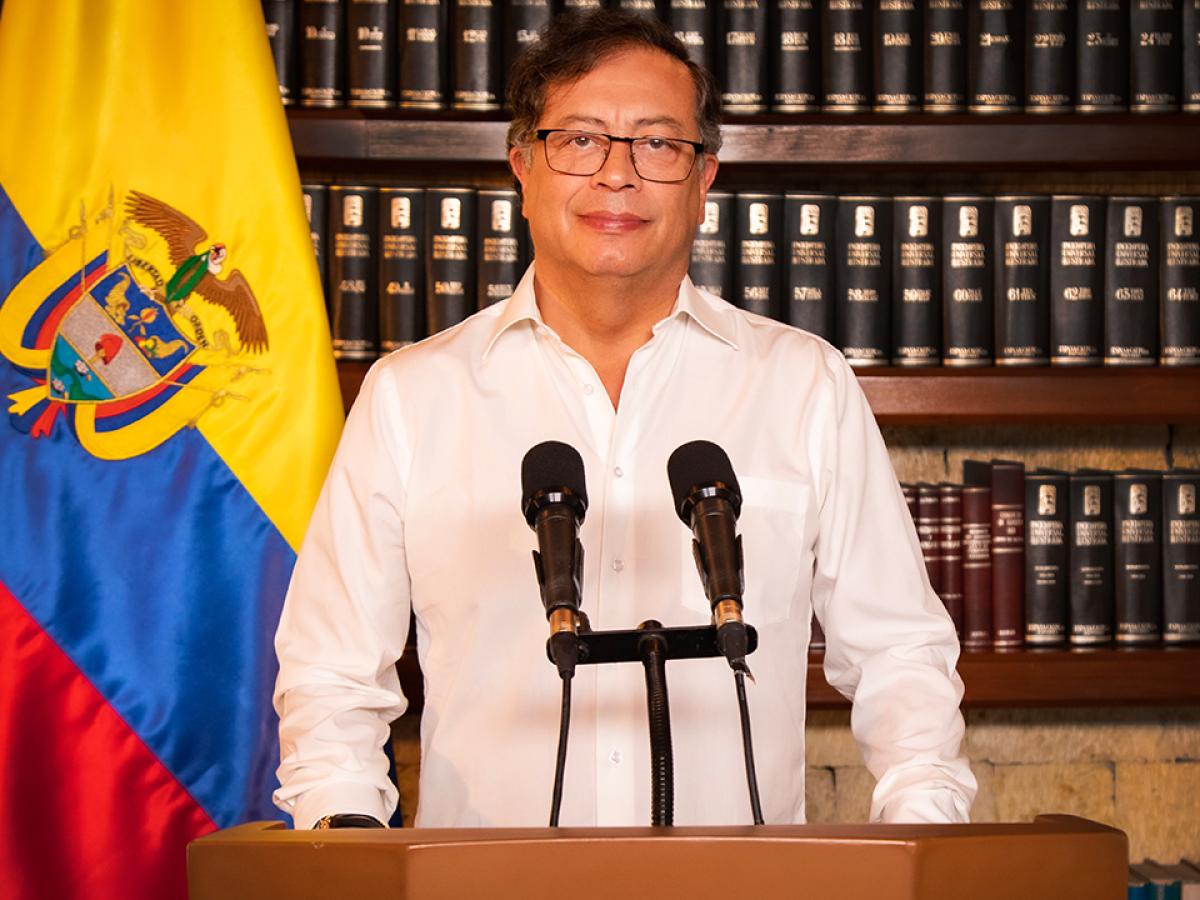 Manuel Marrero Cruz (@mmarrerocruz) on Twitter photo Rechazamos las sanciones unilaterales impuestas por el gobierno de EEUU contra el Presidente de #Colombia,  y ratificamos nuestro apoyo y solidaridad. 
La escalada imperialista contra América Latina y el Caribe se sustenta en mentiras y amenaza gravemente la seguridad regional. Rechazamos las sanciones unilaterales impuestas por el gobierno de EEUU contra el Presidente de #Colombia,  y ratificamos nuestro apoyo y solidaridad. 
La escalada imperialista contra América Latina y el Caribe se sustenta en mentiras y amenaza gravemente la seguridad regional.