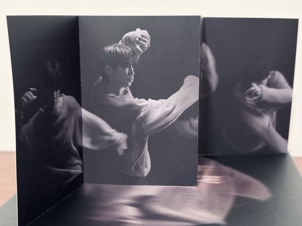 I finally got my LAST DANCE album!!

Everything single detail is so beautifully made! And everything turn of the page gives me so much surprise… and endless pride of our boy🫶🏻

Junyoung-ah, 축하해!