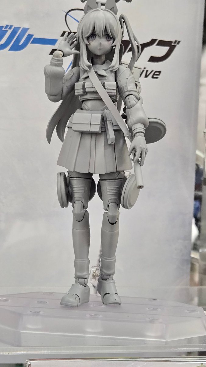 「着衣のマハ」ゴヤ作 レプリカ りゅーうん🐥 on X