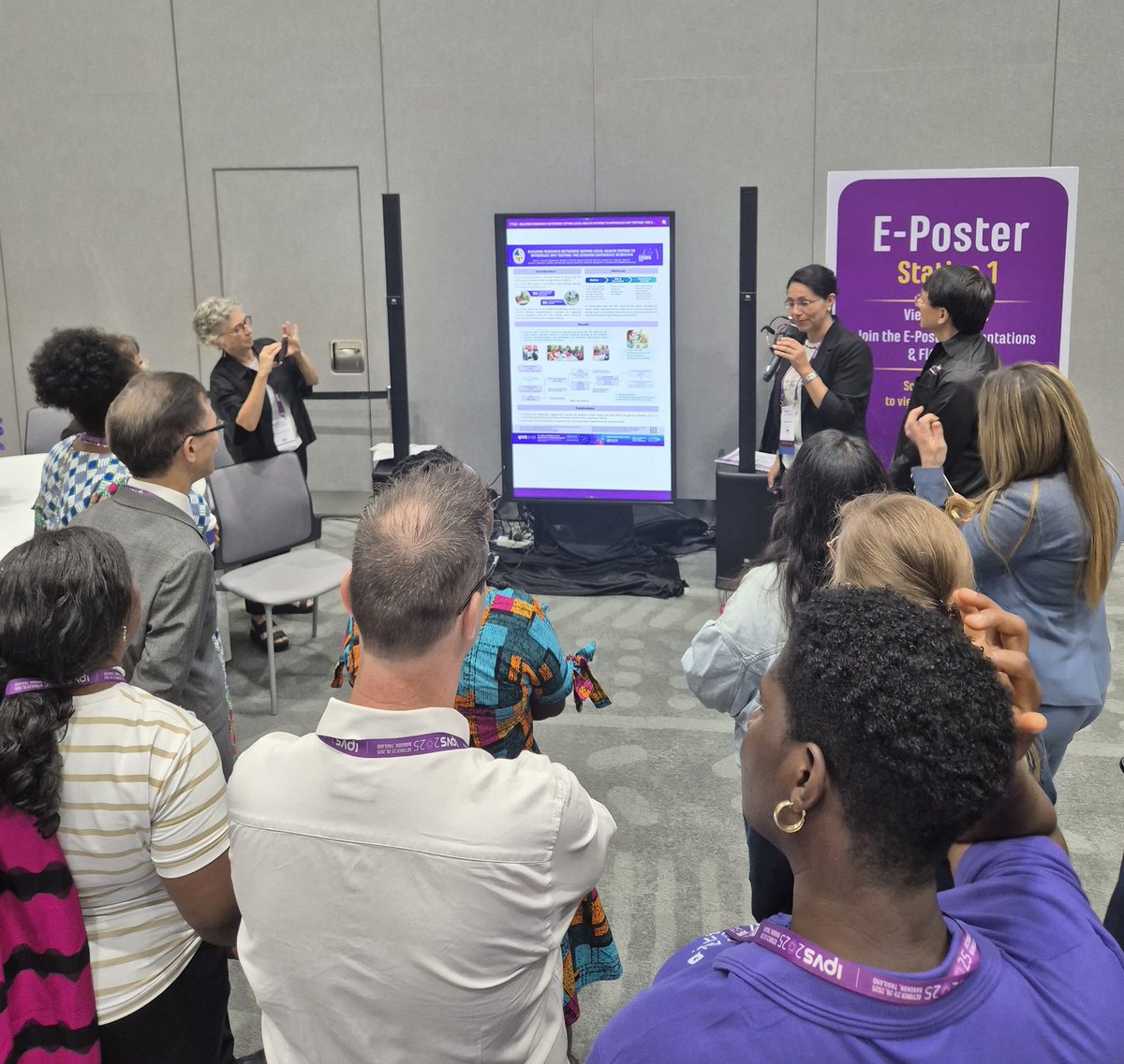 marianomolinna's tweet image. Last round of #FlashTalks at #IPVS2025