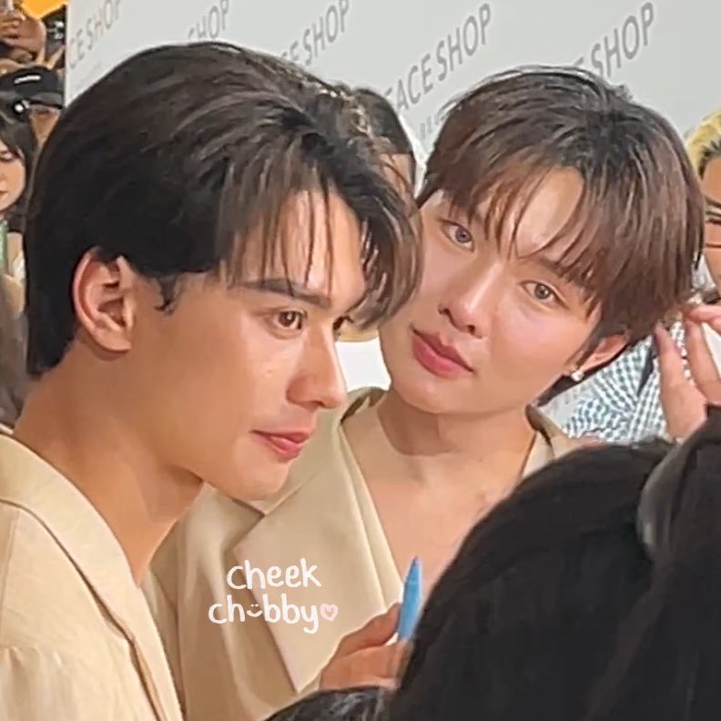 ป้าเบบี้เอง (@cheekchubby_) on Twitter photo จะทำลายน้ำให้คนที่มารีเฟบและเมนชั่นค้าบ เอาไปใส่เป็นเครดิตในคลิปกันได้น้า (ตัวอย่างในรูป)
Khemjira The Series Final EP  
#เขมจิราต้องรอดตอนจบ จะทำลายน้ำให้คนที่มารีเฟบและเมนชั่นค้าบ เอาไปใส่เป็นเครดิตในคลิปกันได้น้า (ตัวอย่างในรูป)
Khemjira The Series Final EP  
#เขมจิราต้องรอดตอนจบ
