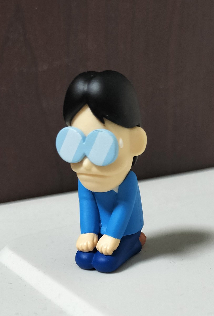 お父さんお母さん・・・
僕カプセルトイになったよ・・・