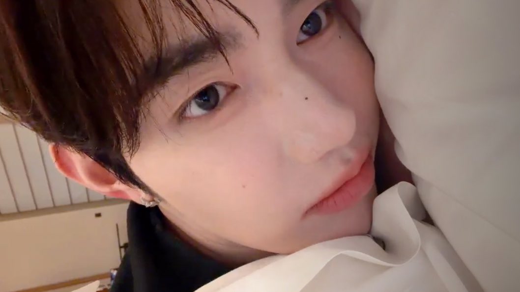 zghaosolo's tweet image. going down in the history books as one of the cutest lives ever