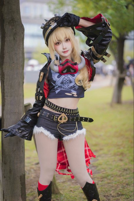 Twitterのコスプレ画像31