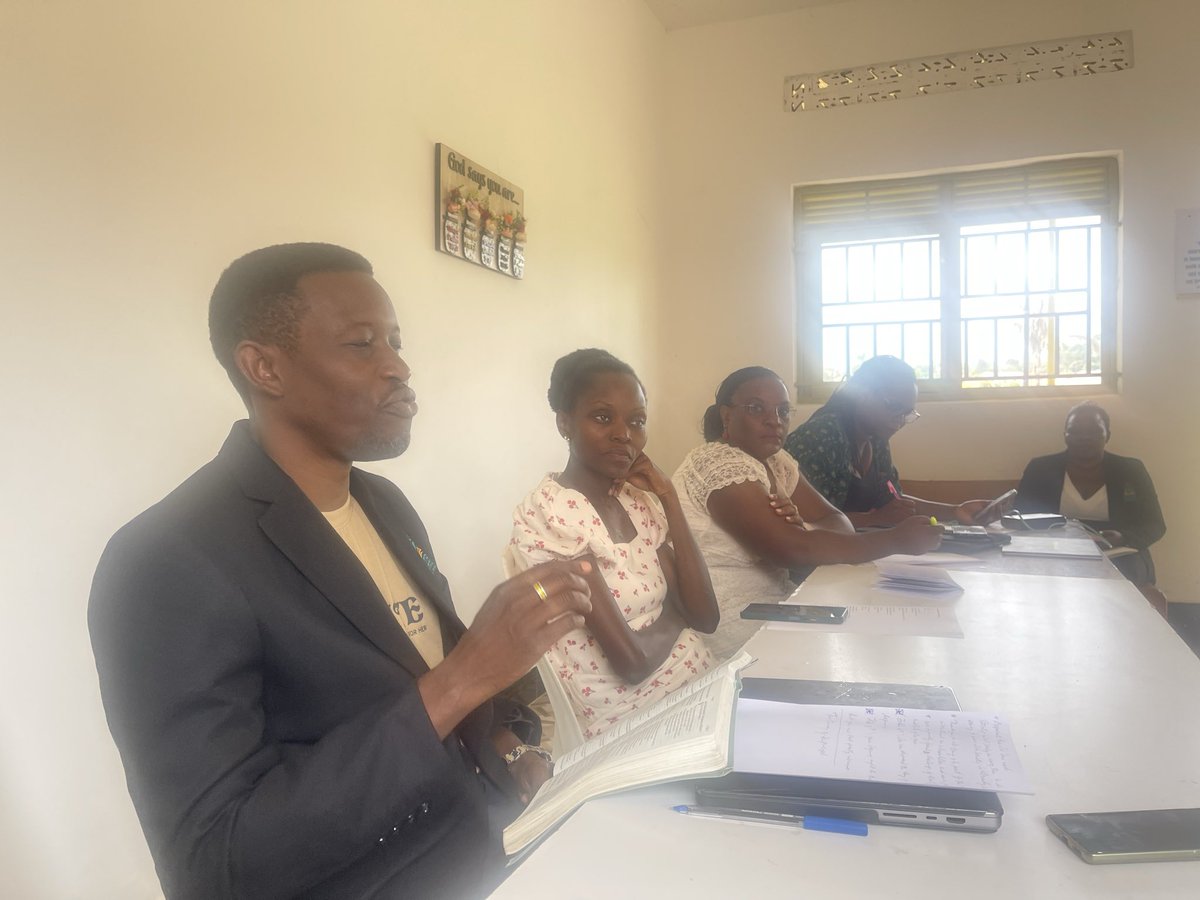 PrizeSchools's tweet photo. Blessed to be among the vessels the Lord uses to begin a good work! 🙌
A beautiful time of praise, prayer, Word &amp; fellowship at the #PrizeSchool #ParentsTeachersFellowship 💒

📖 “Do not despise these small beginnings, for the Lord rejoices to see the work begin.” — Zech 4:10 💛 https://t.co/JlIeF3v6RU