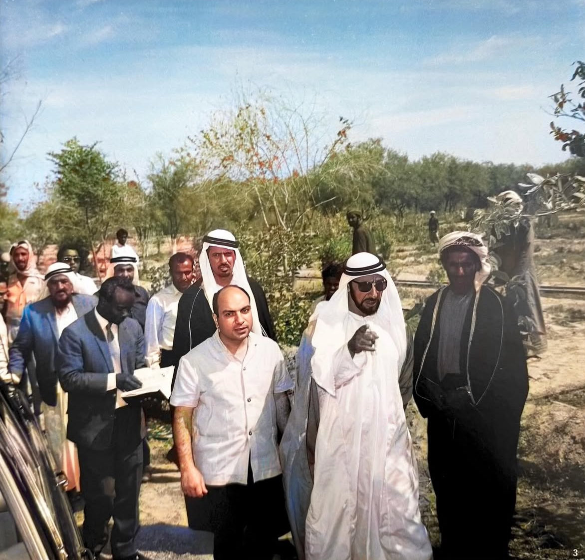 دعاء #للشيخ_زايد_بن_سلطان_آل_نهيان
اللهم ارحم عبدك زايد بقدر ما اعطى لشعبه اللهم انزل عليه سكينتك ورحمتك اللهم امين