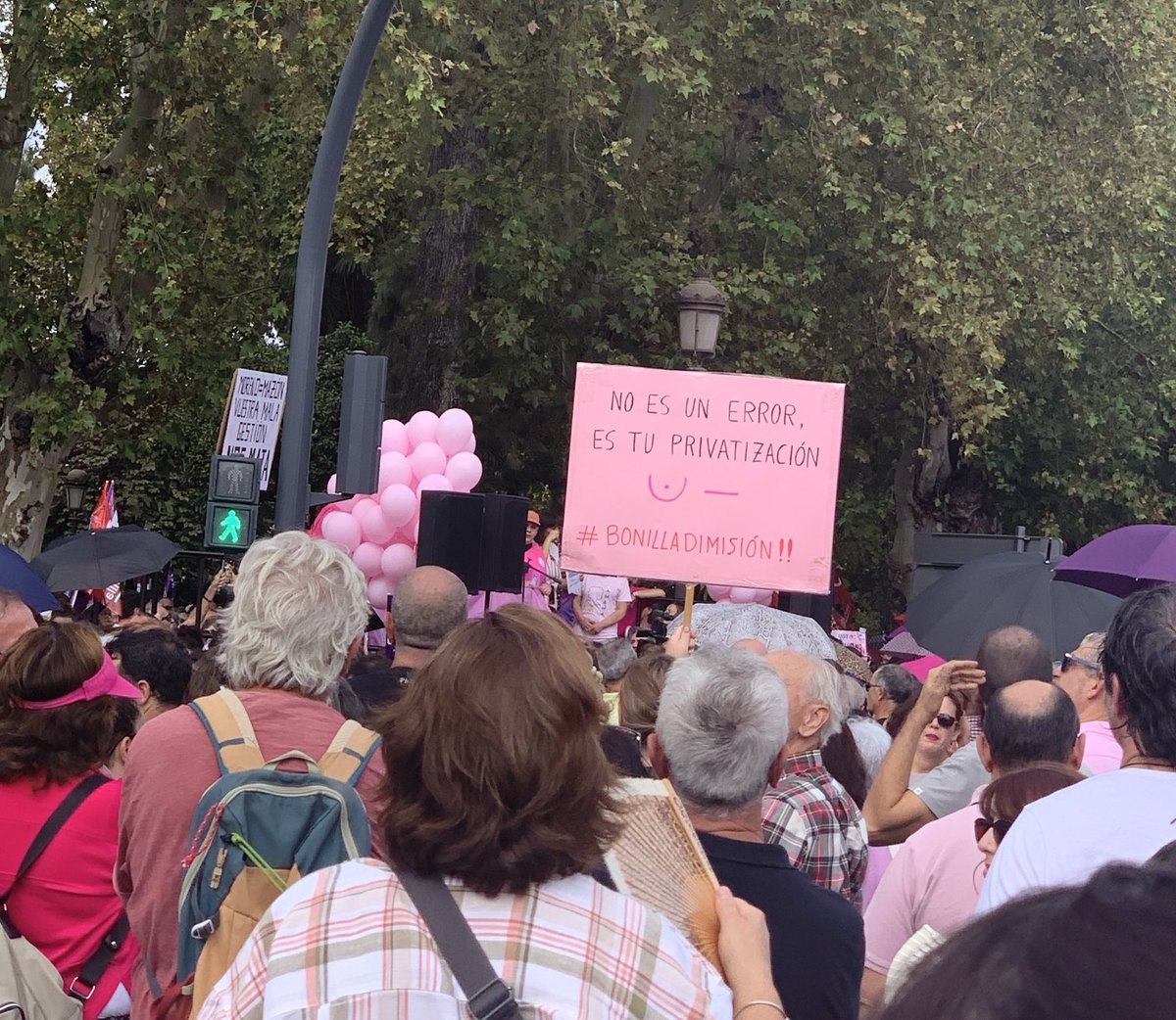 Bonilla, No es un error, es tu privatización #Sevilla