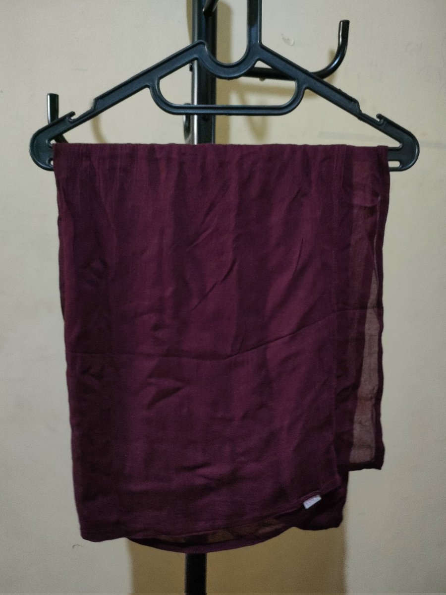 prelovedty's tweet photo. Mau preloved viscose pashmina nour lozy x lesty baru 2x dipakai

Satuannya 50k ya bisa oren dom tangsel https://t.co/LxCGKCaps7