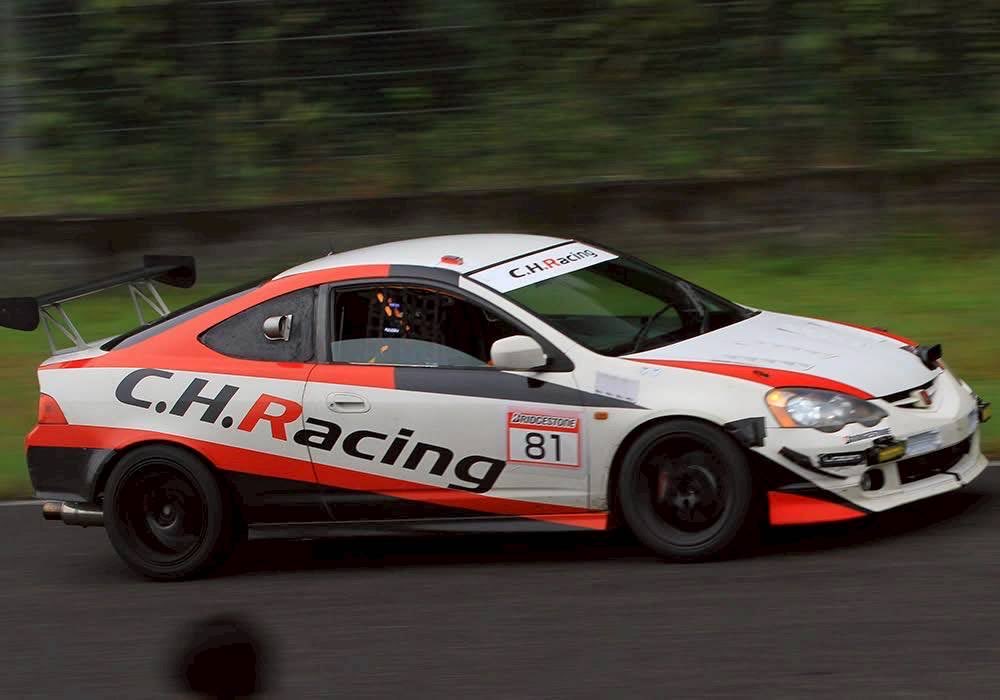 エビススーパー耐久12時間レース、終了して結果は2位🥈ノーペナで走り切れたのが素晴らしいと思いました！
3時間のロングスティント任せて頂いた監督、チームメイトには頭が上がりません🙇自分も含め、チームで繋ぎに繋いだ12時間でした、最高にアツかった！また来年も、、、😊