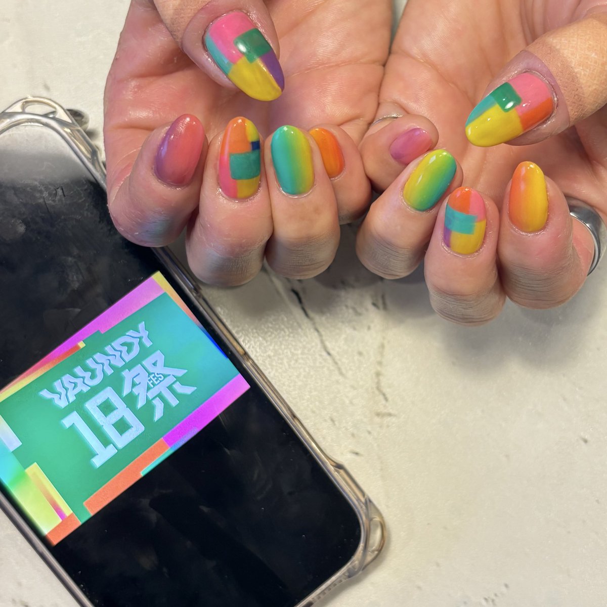 大阪から
急いで帰宅🔥🌀🔥

#Vaundy18祭 

大阪練習会
4つのグルも終わり
みんなの
スゴさ
鳥肌連発の時間

私も
#本気 
だから
急にさみしいね🌀

まだ会えるのに♥️

今日
ふとしたモーメント
変わり始めている
そう感じた。。。

#ネイル 

眺めて
I miss you guys😘