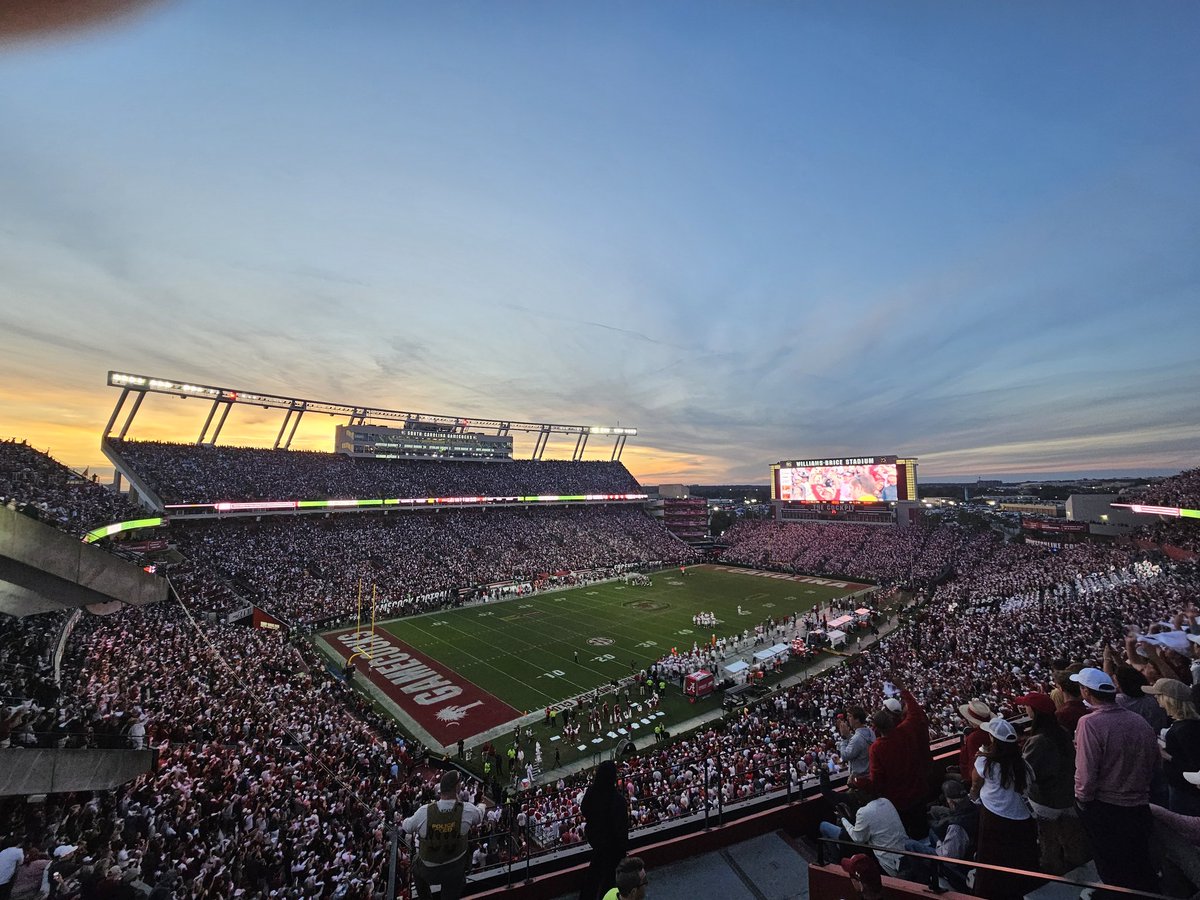 Btweet48's tweet photo. Gamecocks 2025 https://t.co/H1X4FoaBd6