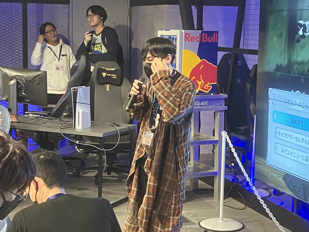 GBVSR公式対戦会ご参加いただきありがとうございました！

オフ対戦、オフ観戦は楽しい！やはりオフイベは楽しい！

初参加の方にもオフ対戦、オフ観戦の楽しさを少しでも味わってもらえていたら幸いです！

常連の皆様にも大感謝！

ハッシュタグ付きの感想もお待ちしております！

#GBVS公式対戦会