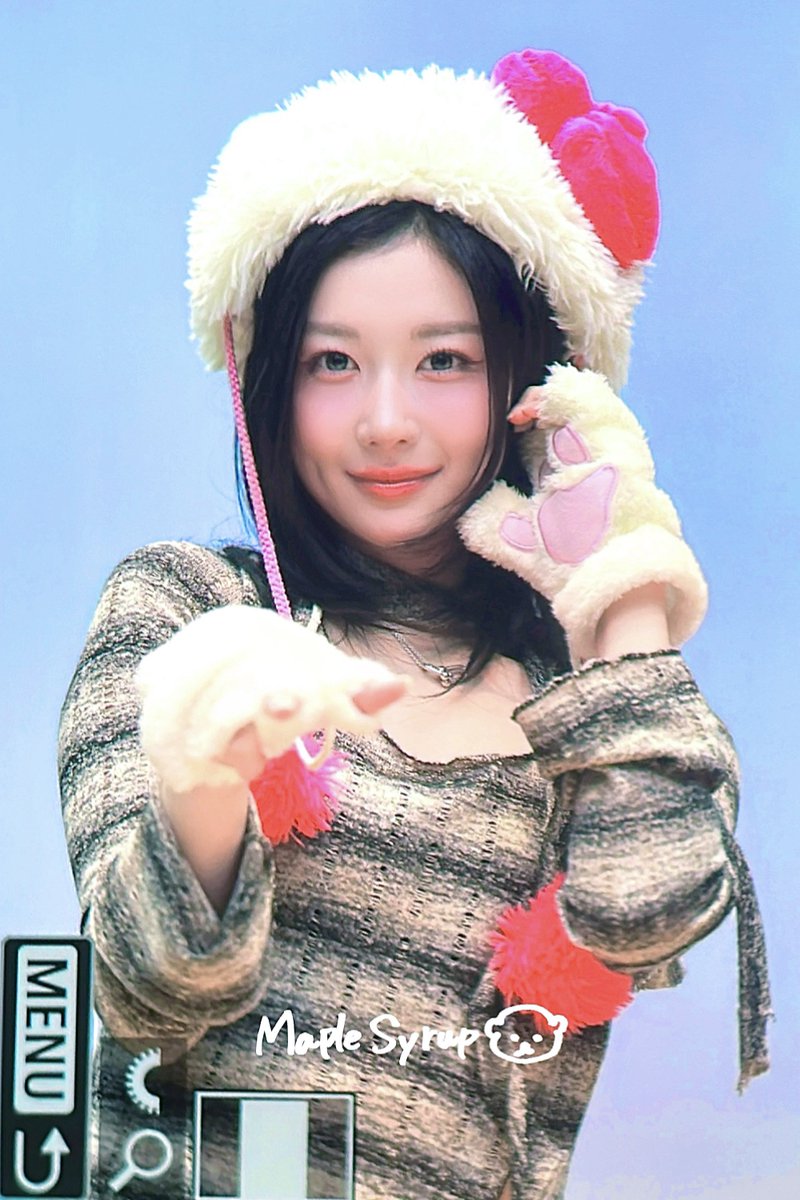 MapleSyrup_1220's tweet image. 251026 프리뷰🦦

막팬까지 수고했엉 또 보자💙

#카에데 #트리플에스 #tripleS 
#Kaede #かえで #山田楓 
#トリプルS #MapleSyrupKaede