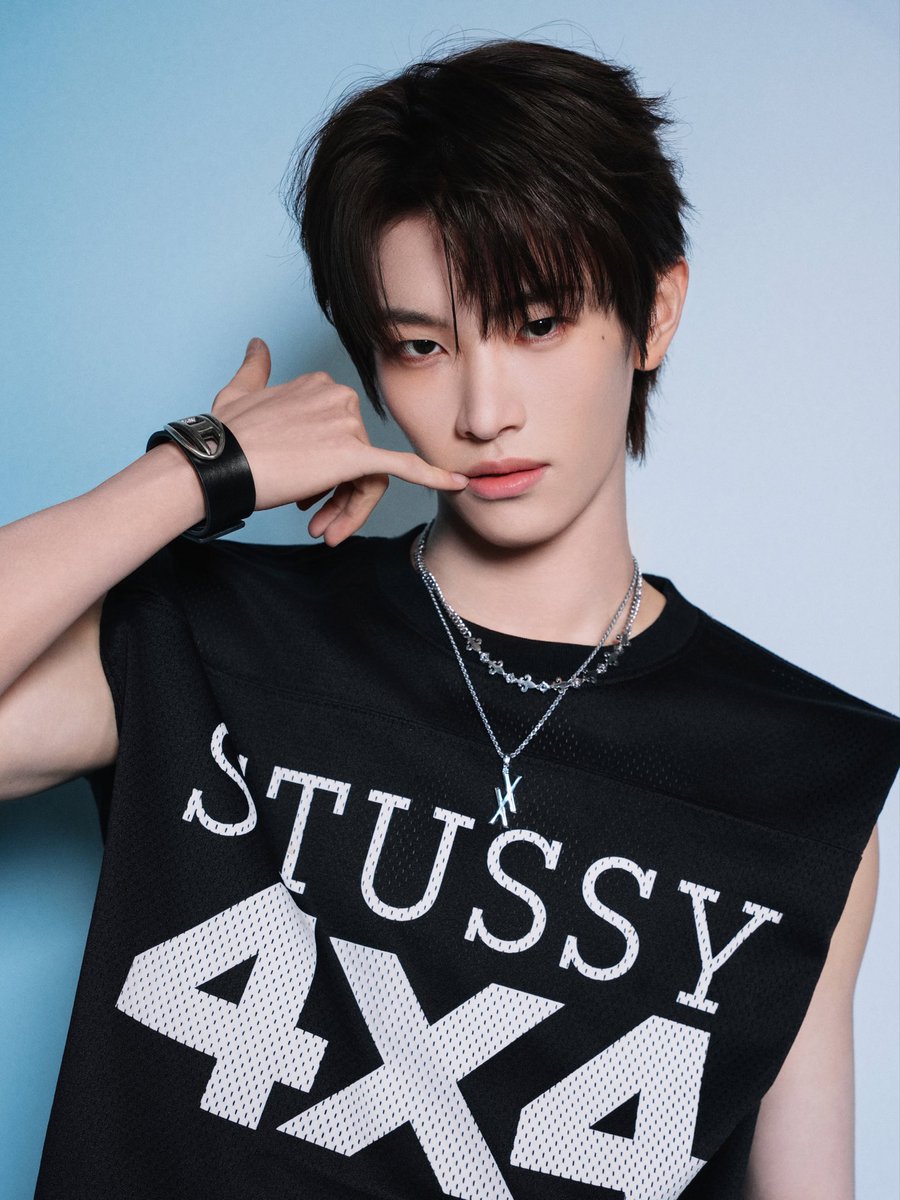 ChromosomeEG's tweet image. K-OS is the edge of freedom — and the calm of conviction within.
I am so happy today because you heard my inner voice.
#CHENKAIWEN #천카이원 #チェンカイウェン #陈凯文
#K_OS_BEIJING_FANMEETING #KOSBeijingFanmeeting