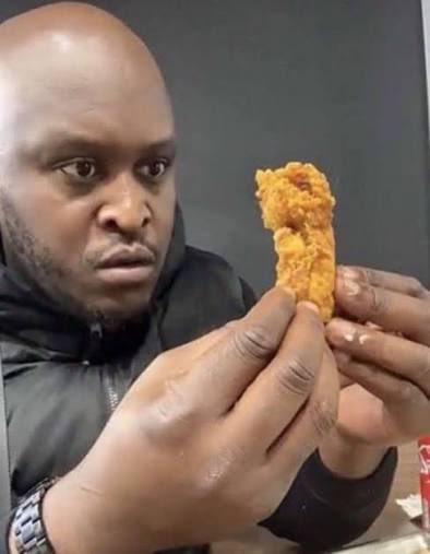 Light_lol1's tweet image. Mon dieu c’est sublime c’est donc ça le goût 

J’ai pas fait assez de sauce elle s’est évaporée dans la poêle mais c’est succulent c’est quoi ce poulet