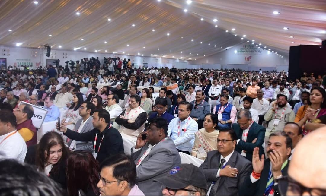 MlcSuresh's tweet image. आज माननीय राष्ट्रपति श्रीमती द्रौपदी मुर्मु जी ने यशोदा मेडिसिटी का उद्घाटन किया – एक अत्याधुनिक स्वास्थ्य संस्थान जो प्रदेश की चिकित्सा सुविधाओं को नई ऊँचाई देगा। 

#Sureshkashyap