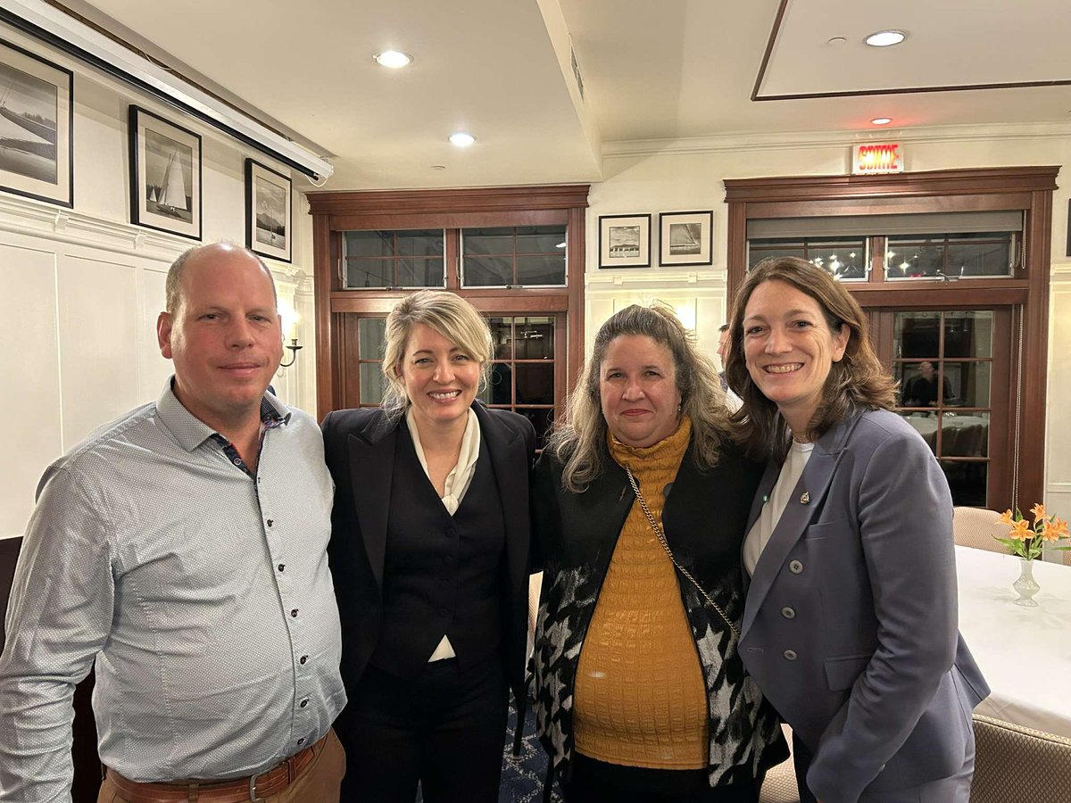 Une occasion unique pour nous jeudi soir, un souper privé avec quinzaine de gens d’affaires avec la ministre Joly, et notre député du comté Compton Stanstead. Très belle expérience! 🤩😀