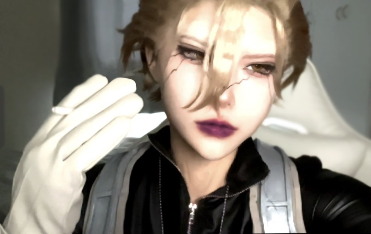 スマホなんてない世界線だけど自撮りスタ🚬