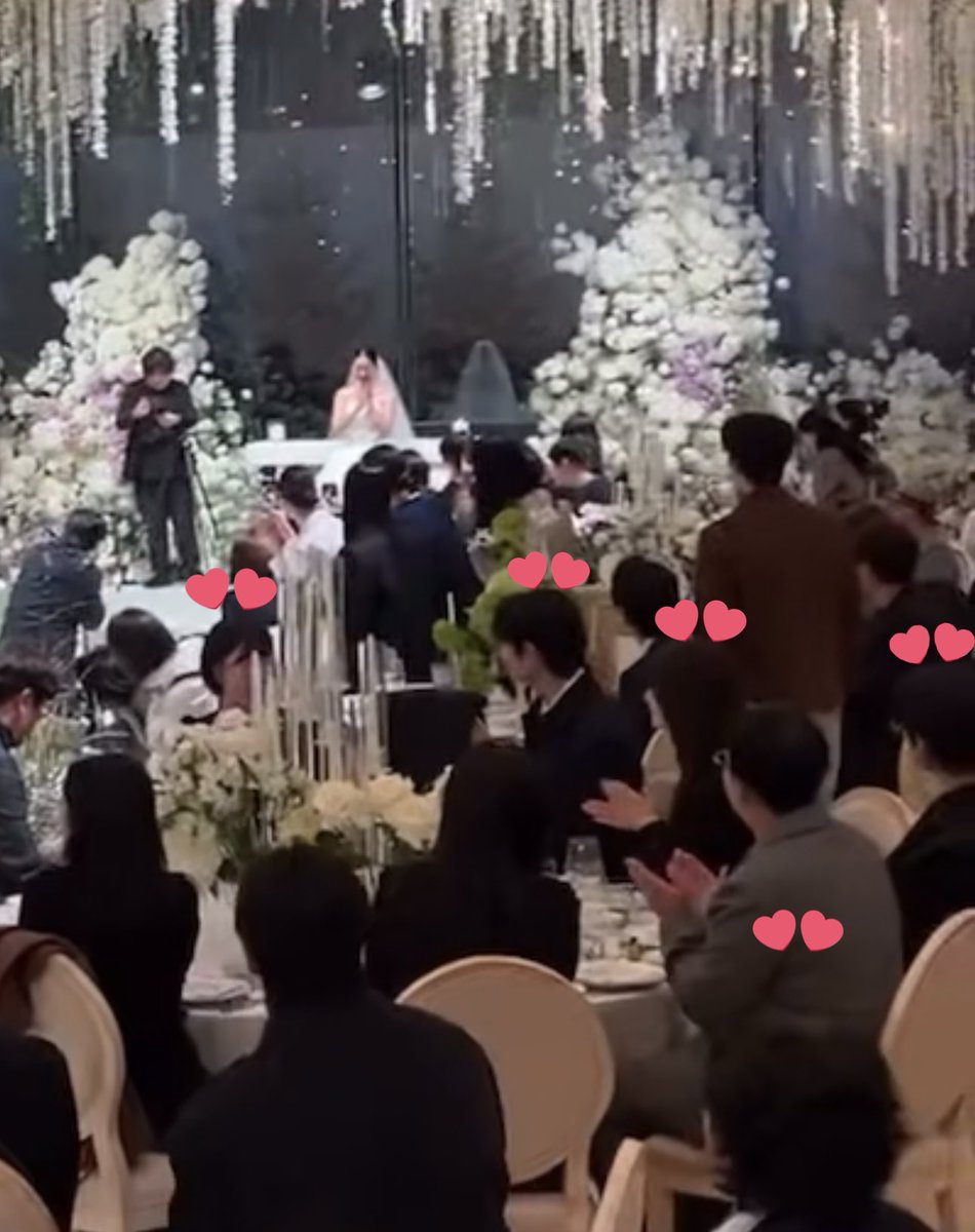 Hmm Wonhee➡️Jaewon➡️YoonA➡️JunHo➡️Seha ? 🤔🤔 

#KingTheLand