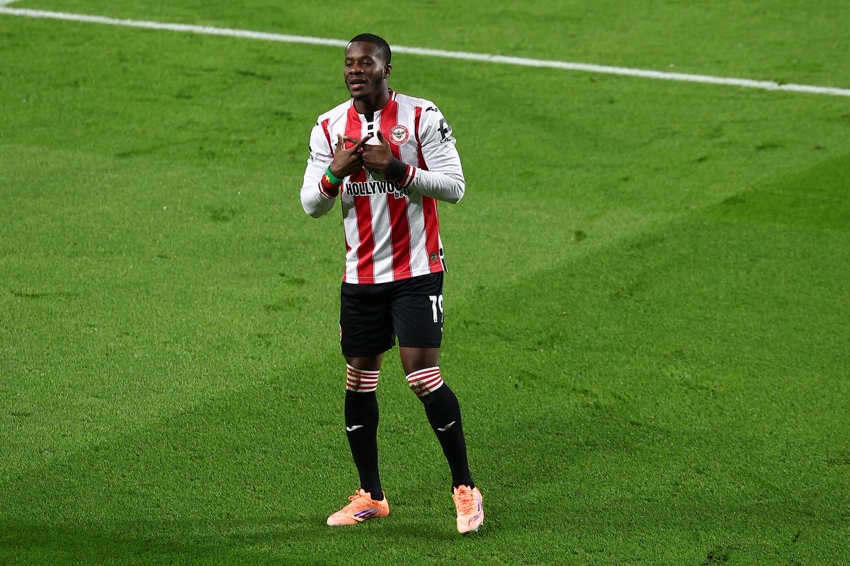 DangoOuattara's tweet image. AL HAMDOULILLAH !! A huge win against a very strong team in front of our fans! Really happy to score and help the team. 🤲🏾🐝 

Together, we can achieve anything ! 👊🏾