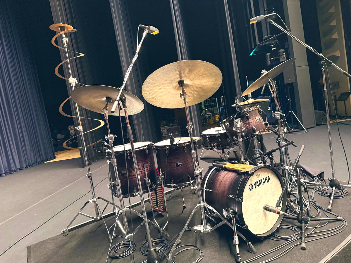 アクトシティ浜松 大ホール
『ヤマハジャズフェスティバル2025』
松井秀太郎Quartet

音楽がもたらしてくれた"縁"を、とてつもなく大きく感じたフェスティバルでした。

#松井秀太郎 #壷阪健登
#小川晋平 #きたいくにと

#YAMAHADrums #Zildjian