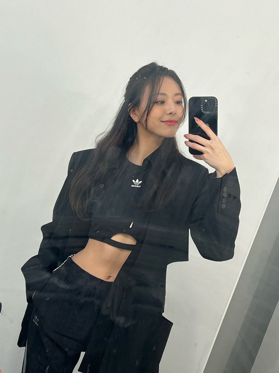 itzybubblle's tweet image. [ 060322 ]  - 🐰