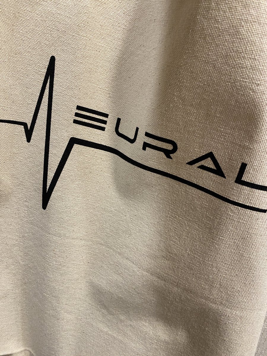 damila_lit's tweet image. プラグインでお世話になってるNeural DSPさんのポップアップストアに行ってきました
試奏もできたし使い方も聞けて凄く楽しかった