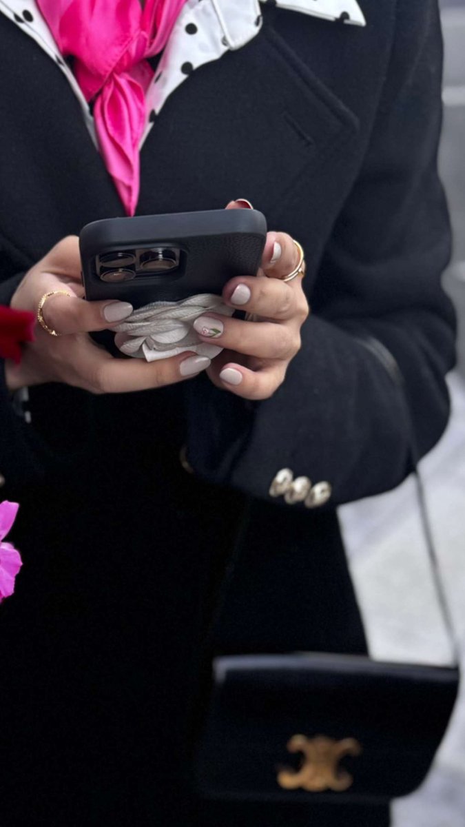 راح البلد ، راح البلد .. ع فكرة الأسود لابقلك 🖤