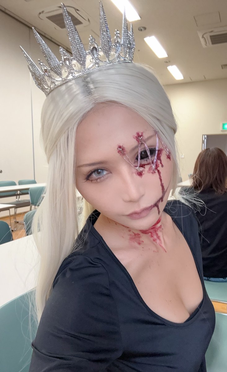 神嬢 𝔏𝔲𝔫𝔄🧝‍♀️🦋るなちっち (@LunA_Kamijo) / Posts / X