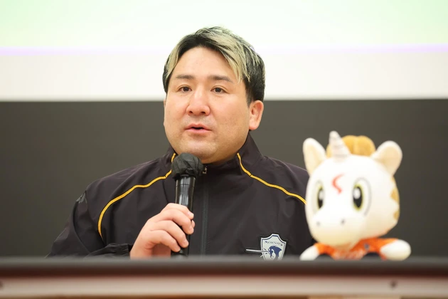 「41歳、新人です！」
安江祥光選手はチームにどう貢献する？ 
2025-26シーズン方針発表記者会見レポ【後編】
sports.yahoo.co.jp/official/detai…
#クボタスピアーズ #安江祥光